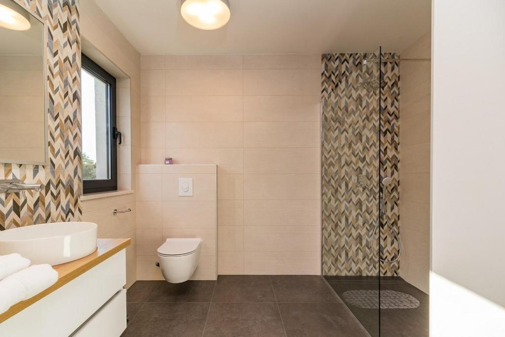 Villa Munat Liznjan Bagian luar foto