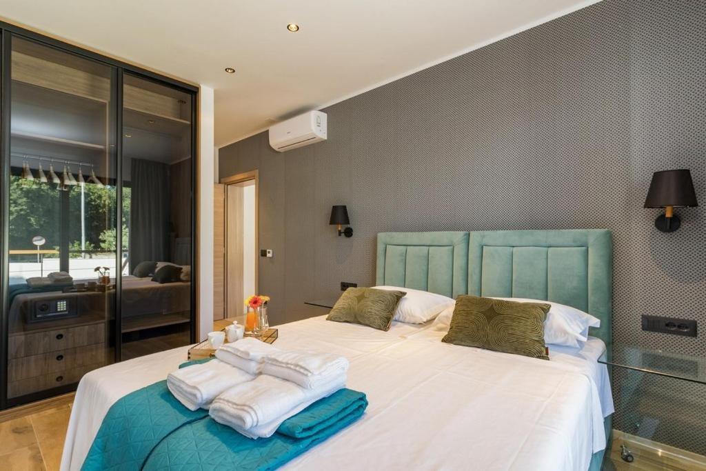 Villa Munat Liznjan Bagian luar foto